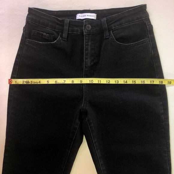 FLYING MONKEY Ankle Cropped/Capri-Length Black Jeans (29) - Picture 10 of 16